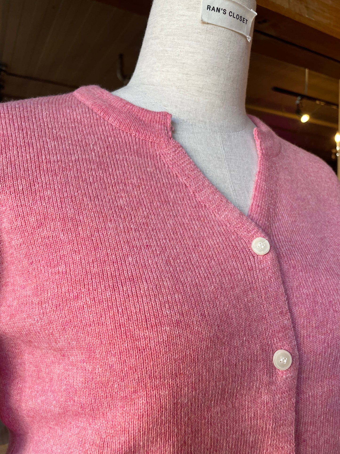 Scoop V-neck Cardigan