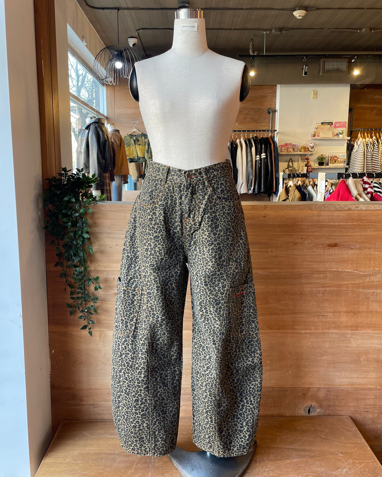 Leopard Print Baggy Barrel Jeans