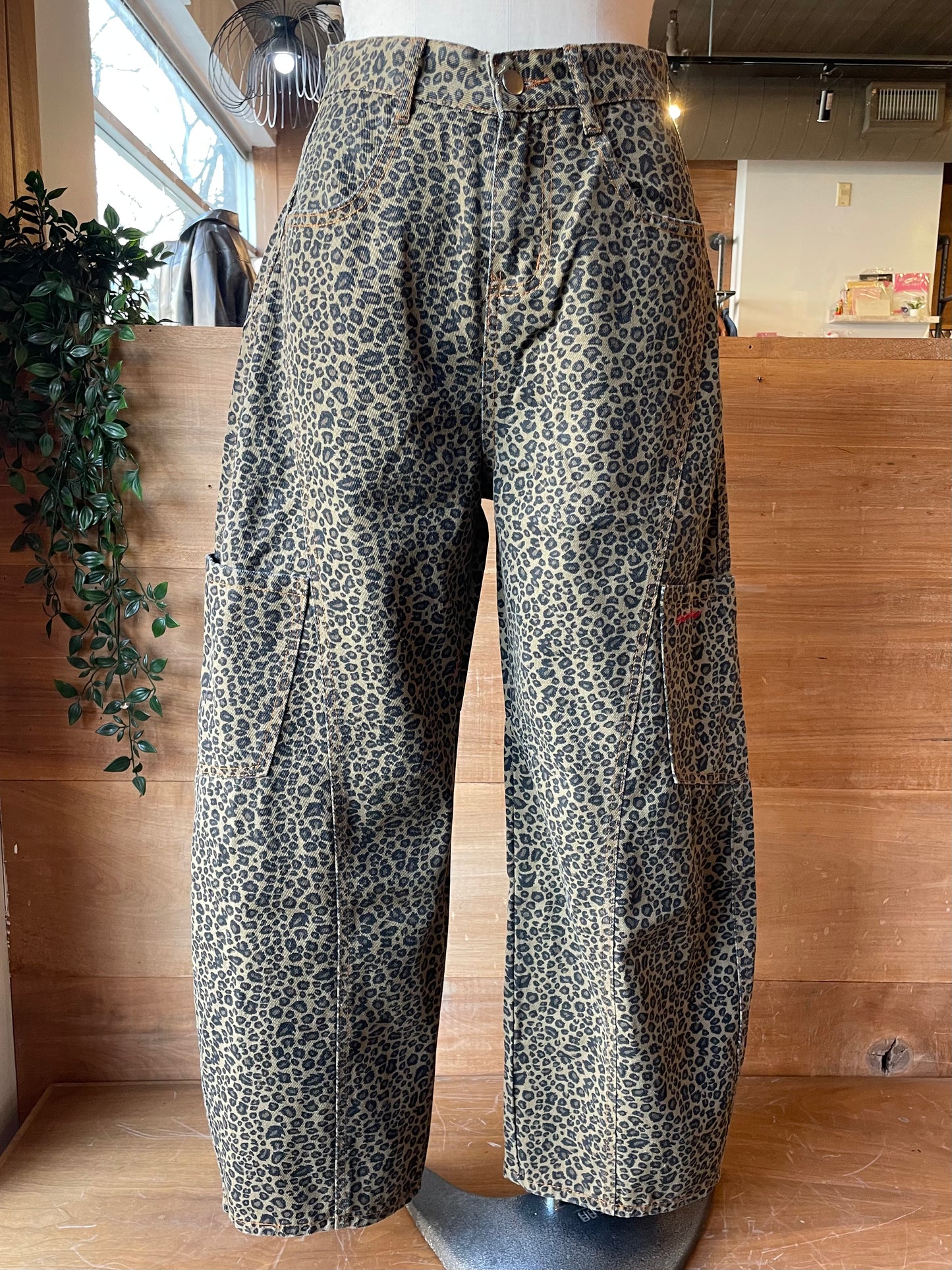 Leopard Print Baggy Barrel Jeans