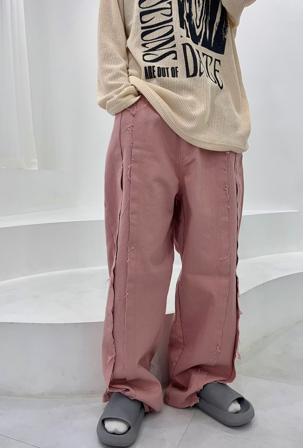 Relaxed-fit raw edge pants