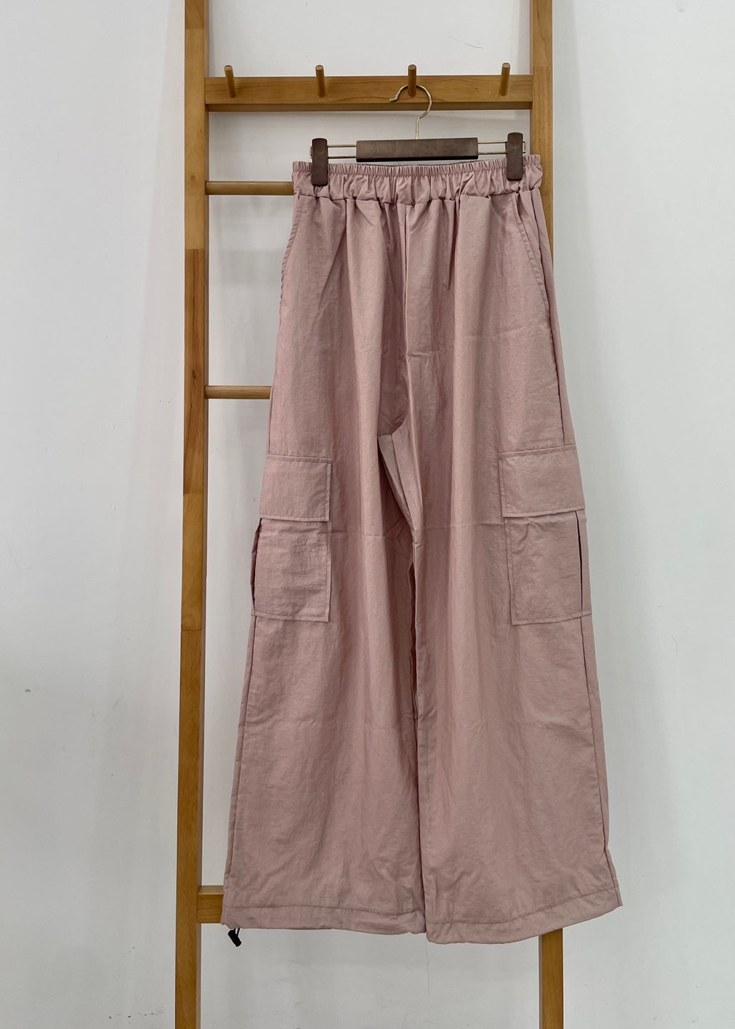 Relaxed-fit parachute pants