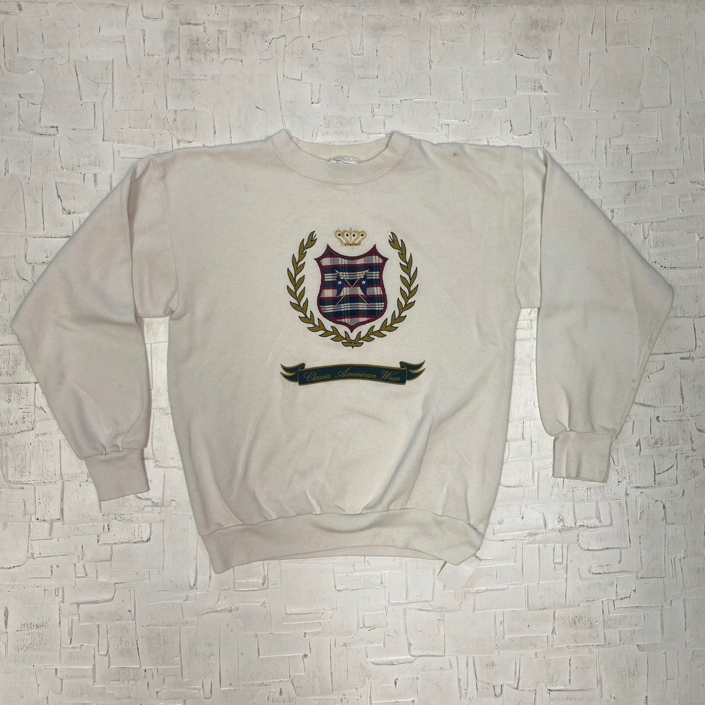 Vintage "Classic American Wear" White Sweatshirt