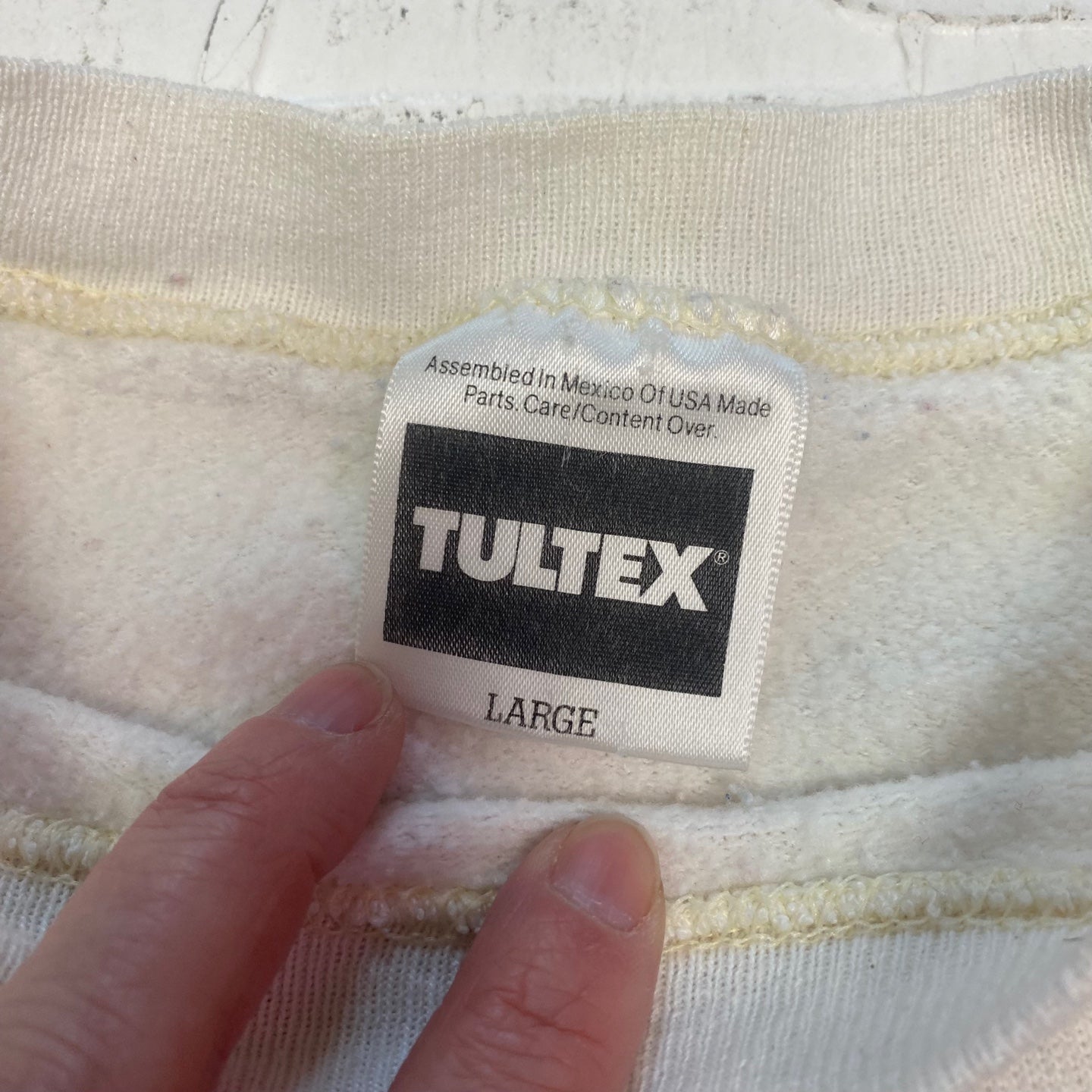 Vintage "Classic American Wear" White Sweatshirt