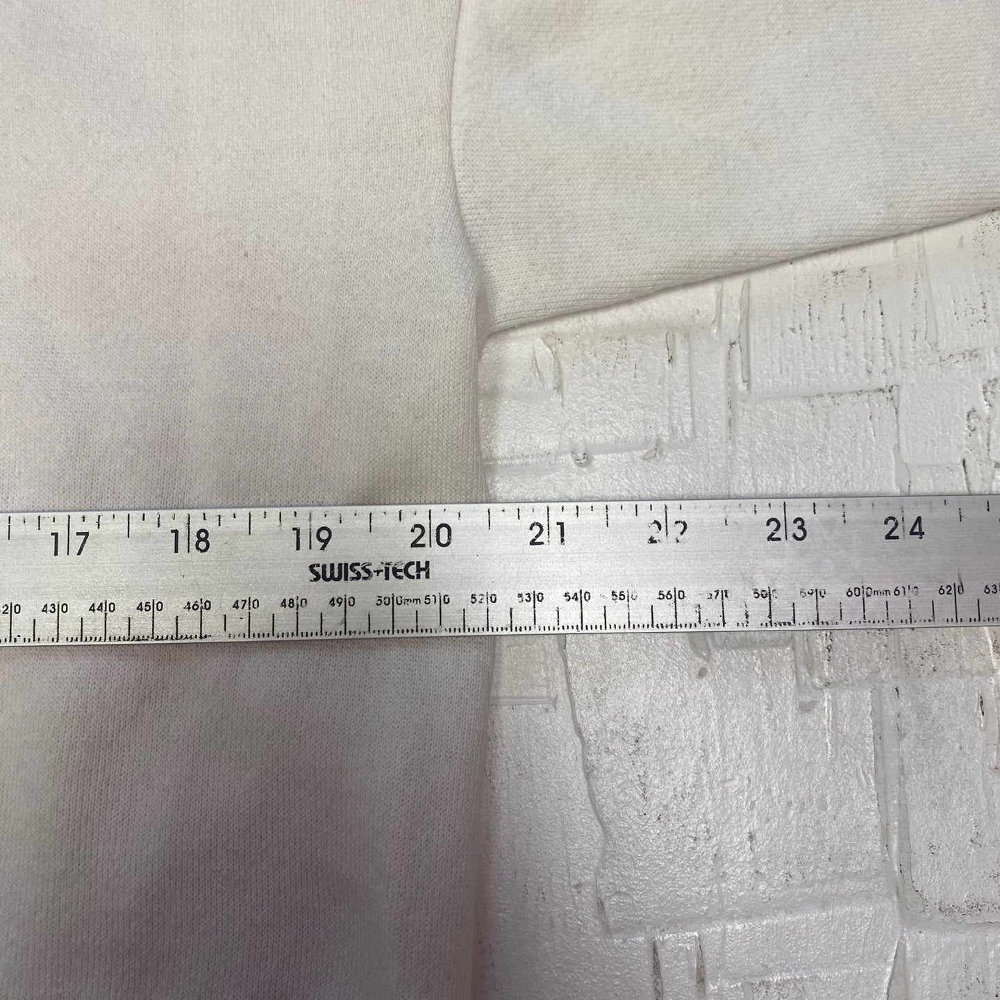 Vintage "Classic American Wear" White Sweatshirt