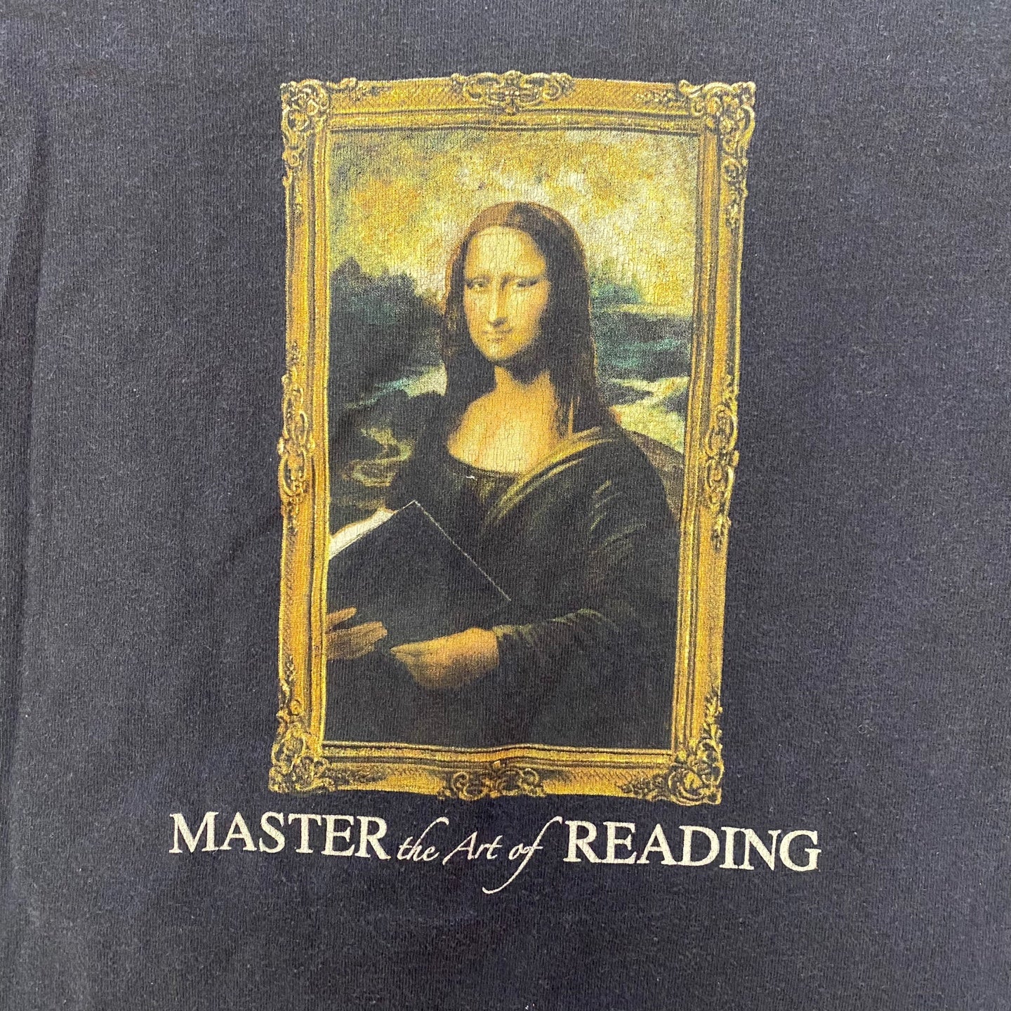 Vintage "Master the Art of Reading" Mona Lisa Painting T-shirt