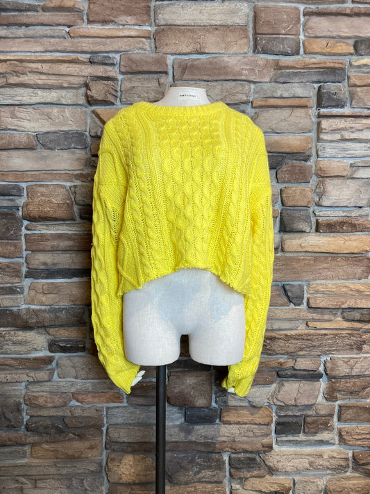 Unfinished Hem Cable Knit Sweater