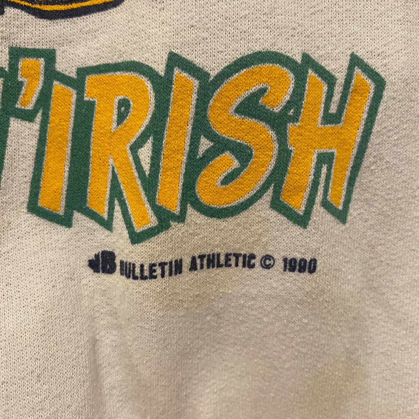 Vintage 1990 Notre Dame Fightin' Irish Graphic Sweatshirt