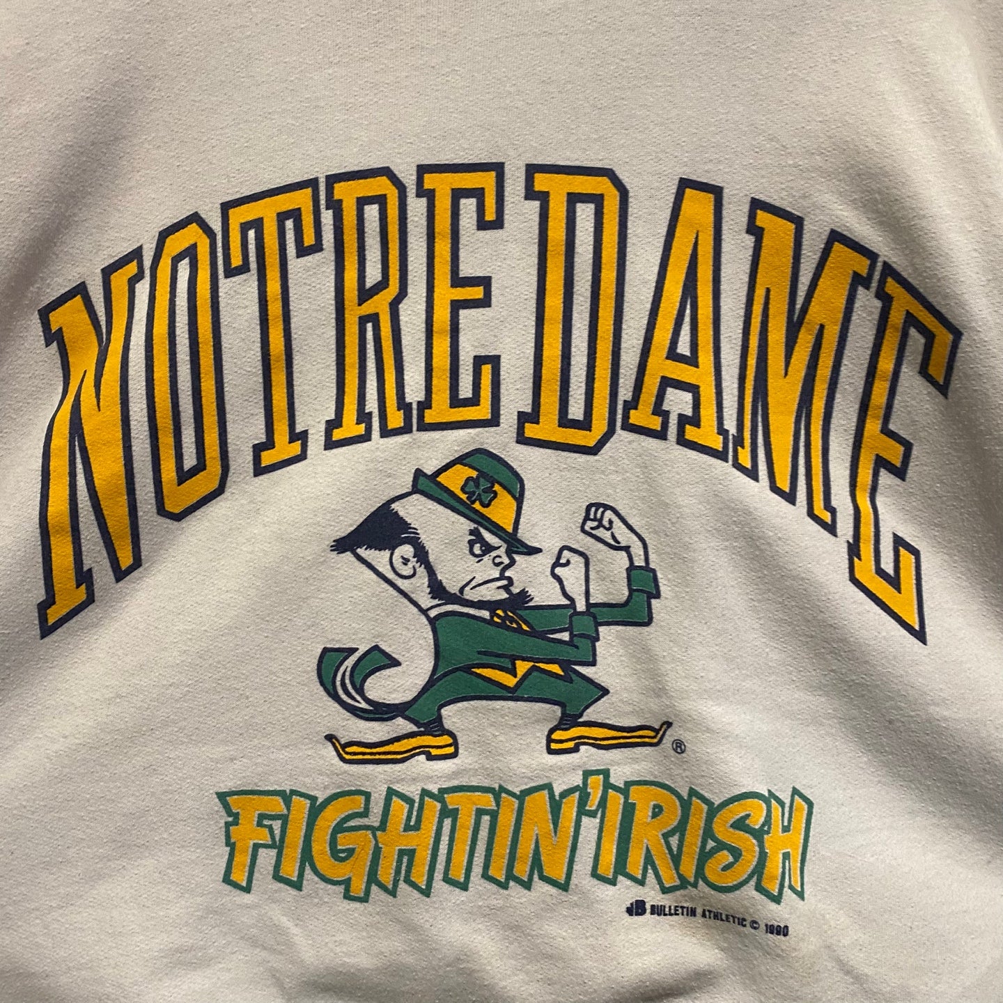 Vintage 1990 Notre Dame Fightin' Irish Graphic Sweatshirt