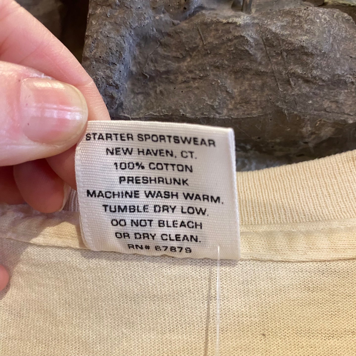 Vintage 1998 NBA Chicago Bulls Championships "Repeat 3-Peat" Graphic T-shirt