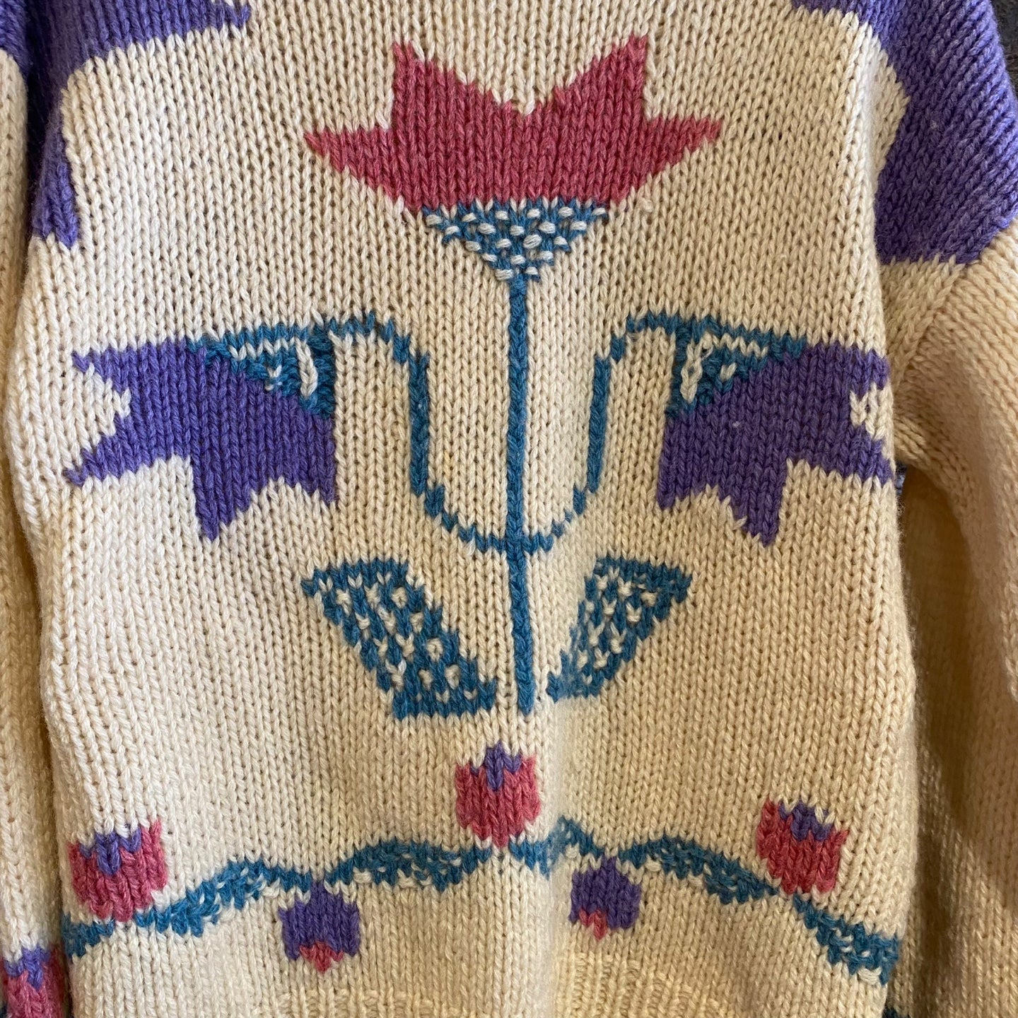 Vintage Woolrich Knit Cream Sweater with Flower Design