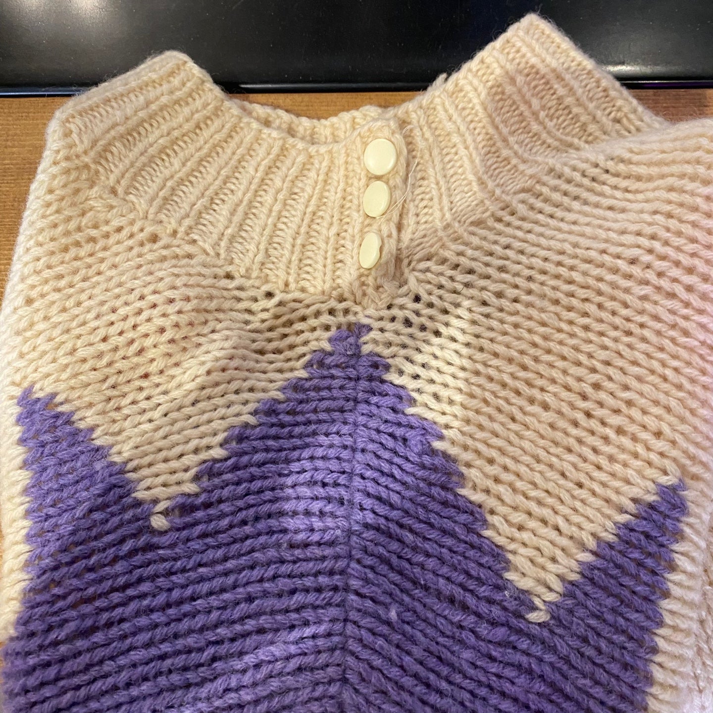 Vintage Woolrich Knit Cream Sweater with Flower Design