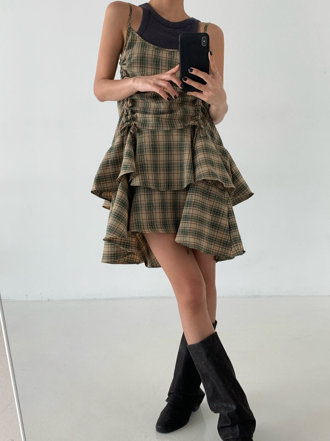 Irregular hem plaid dress