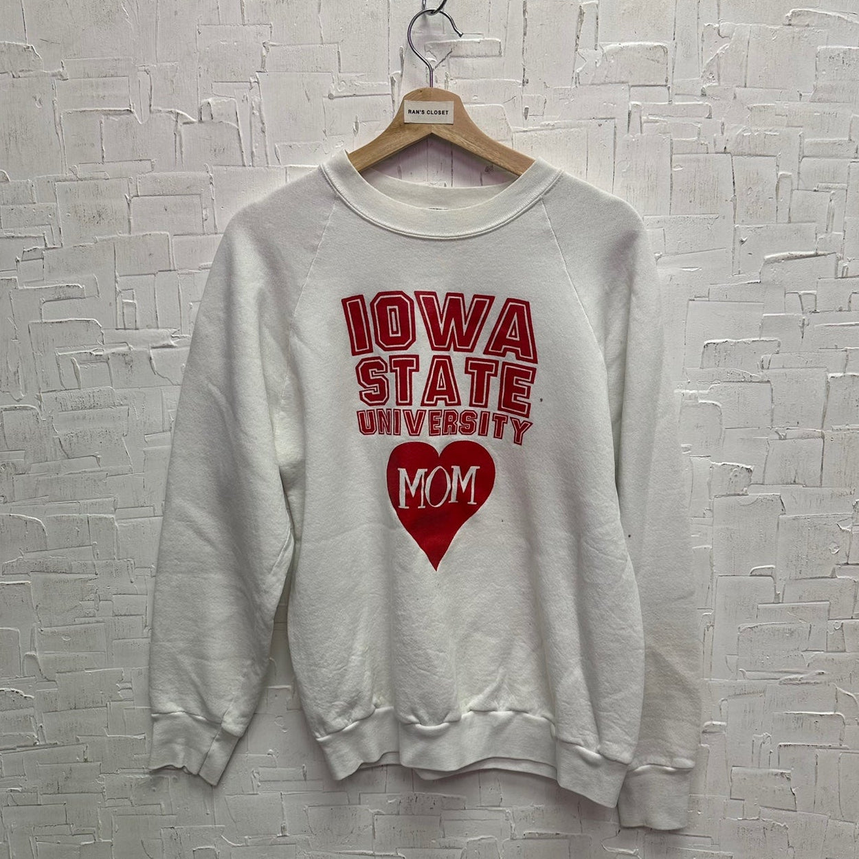 Vintage Iowa State University Mom Crewneck Sweatshirt