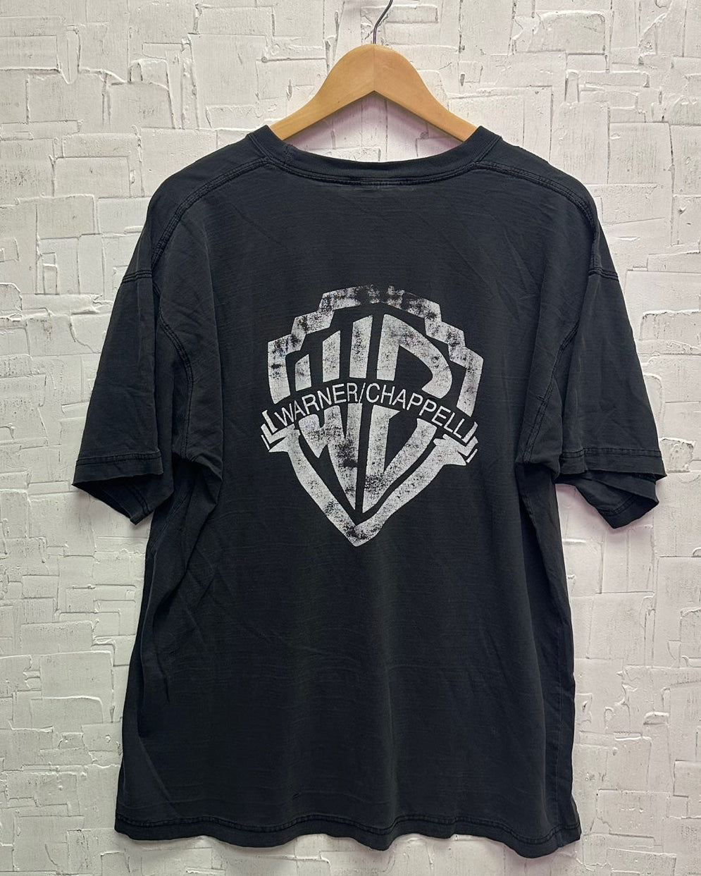 Vintage Warner Looney Tunes Hockey Distressed T-Shirt