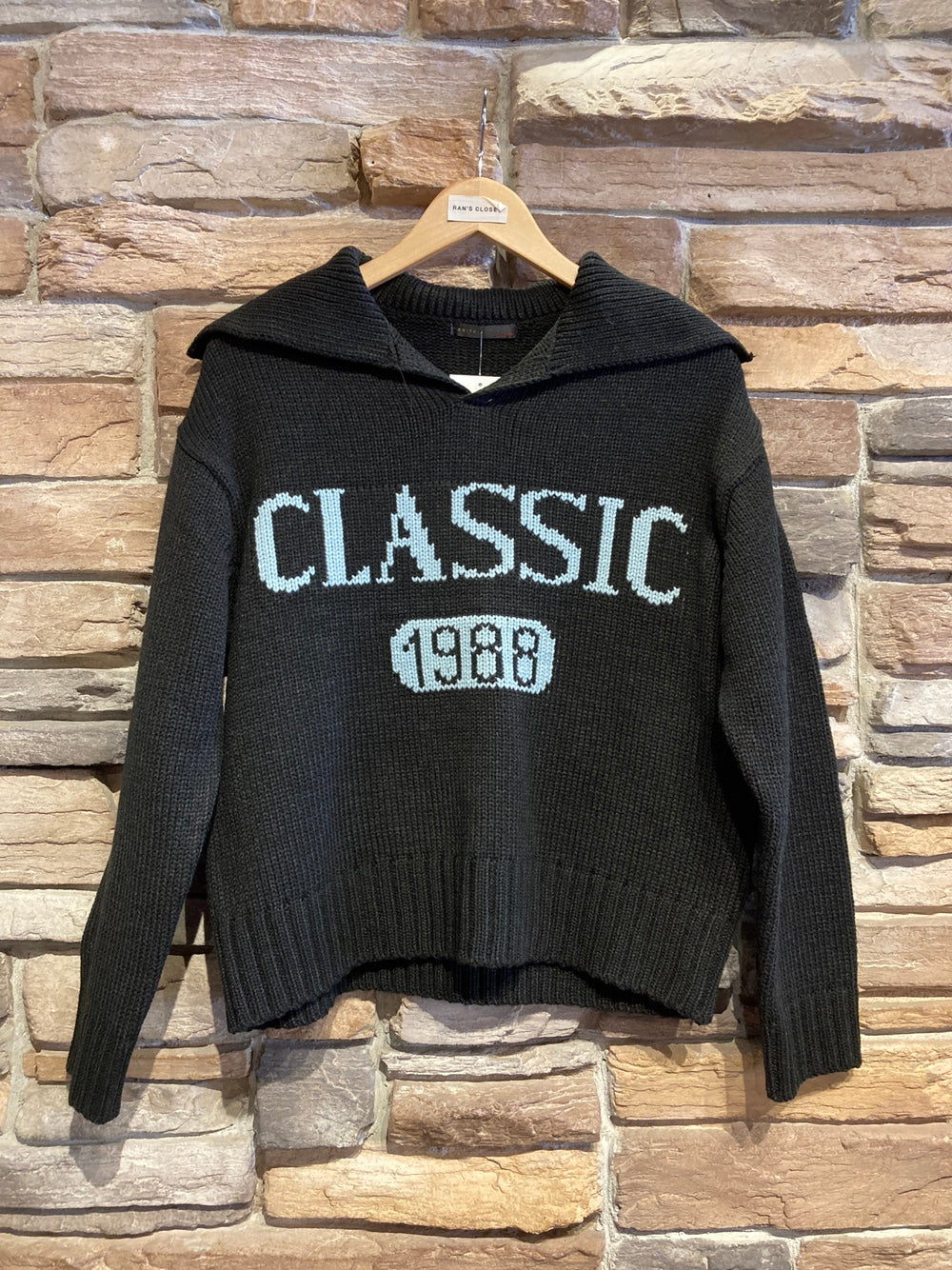 "Classic" Collared Knit Pullover Sweater