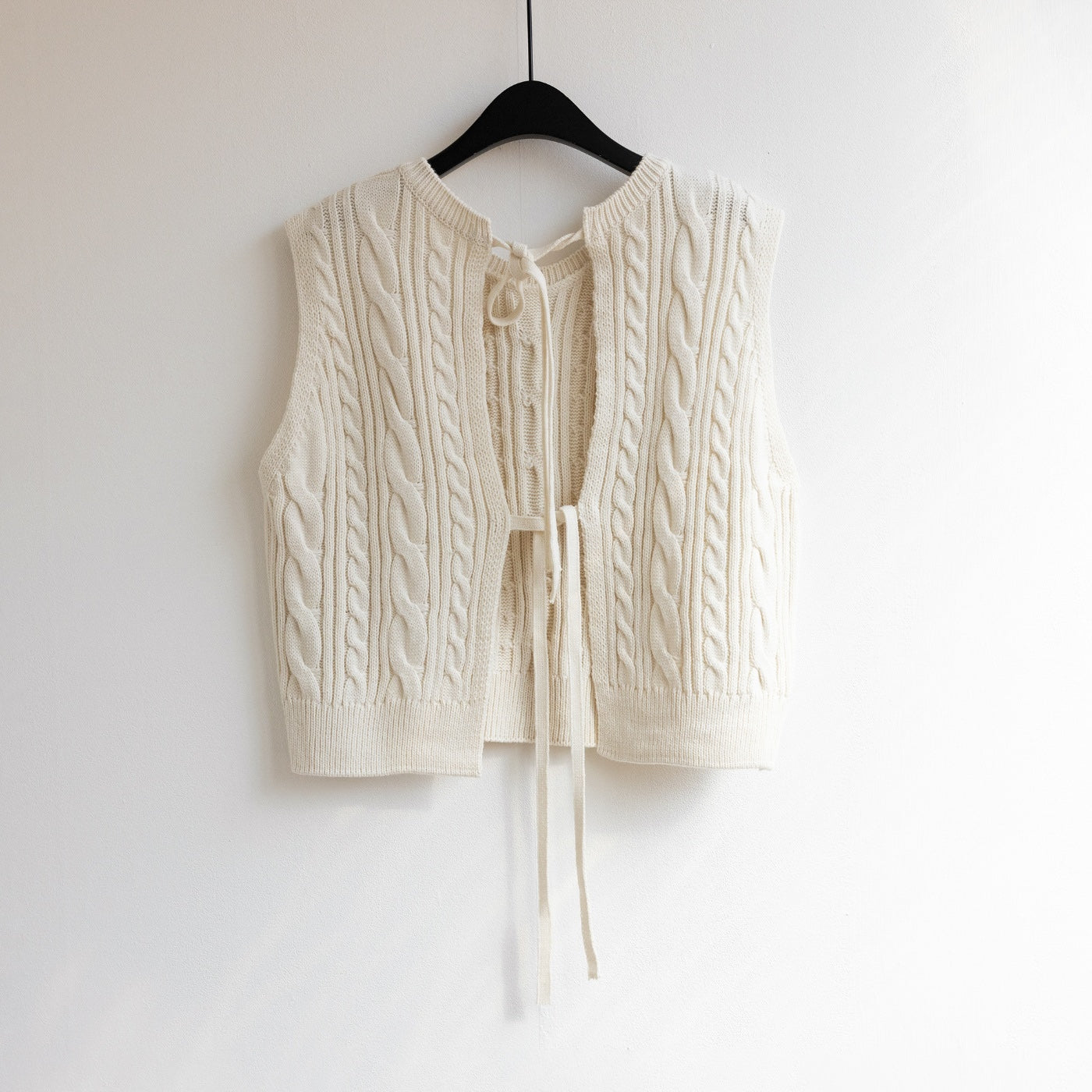 Tie Closure Knit Vest