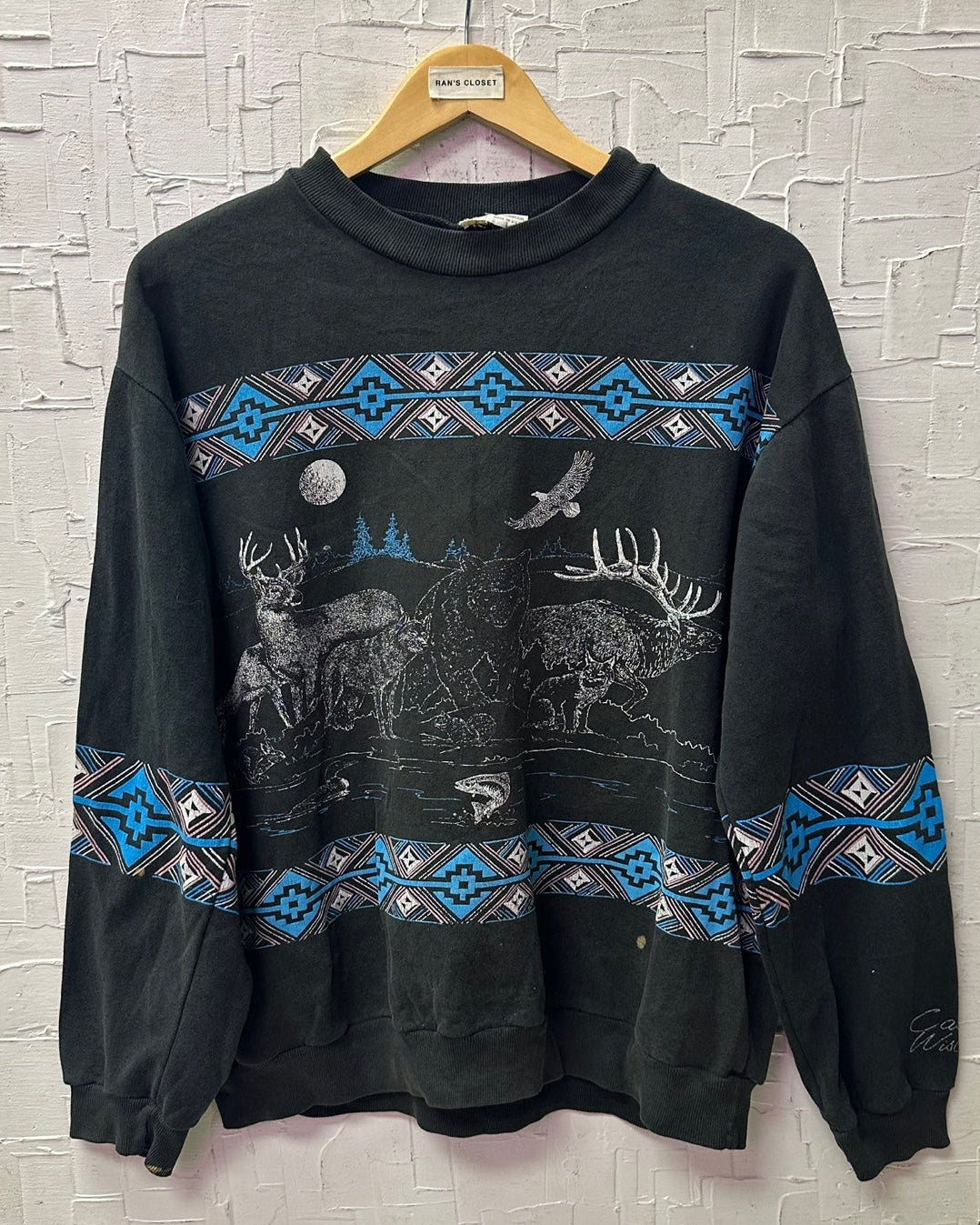 Vintage AU Sportswear Wildlife Landscape Sweatshirt