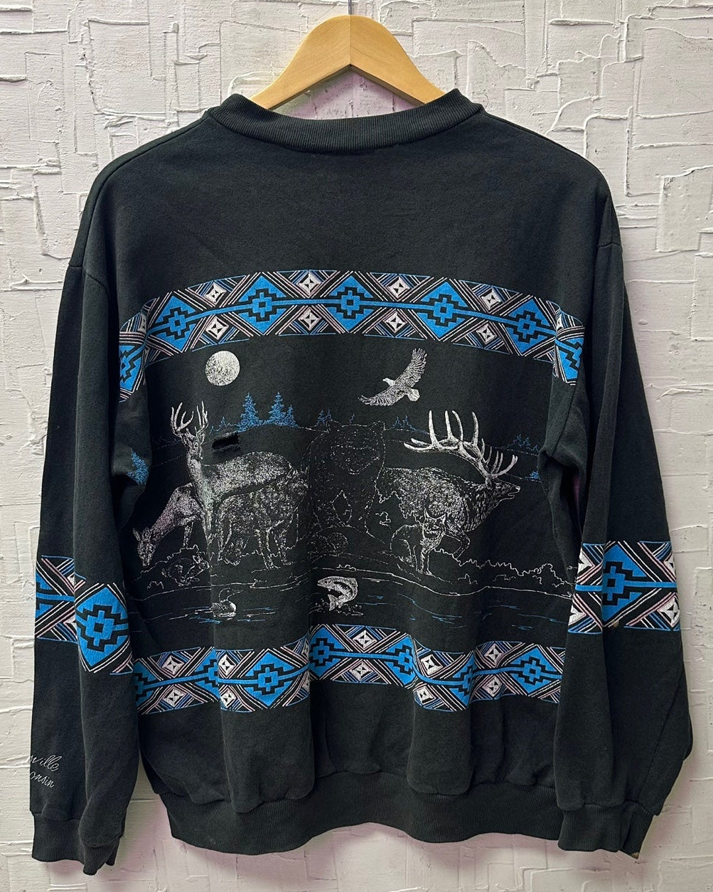 Vintage AU Sportswear Wildlife Landscape Sweatshirt