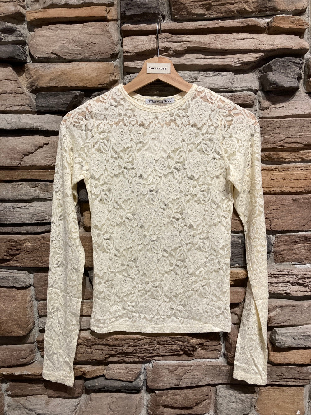 Long Sleeve Floral Lace Top