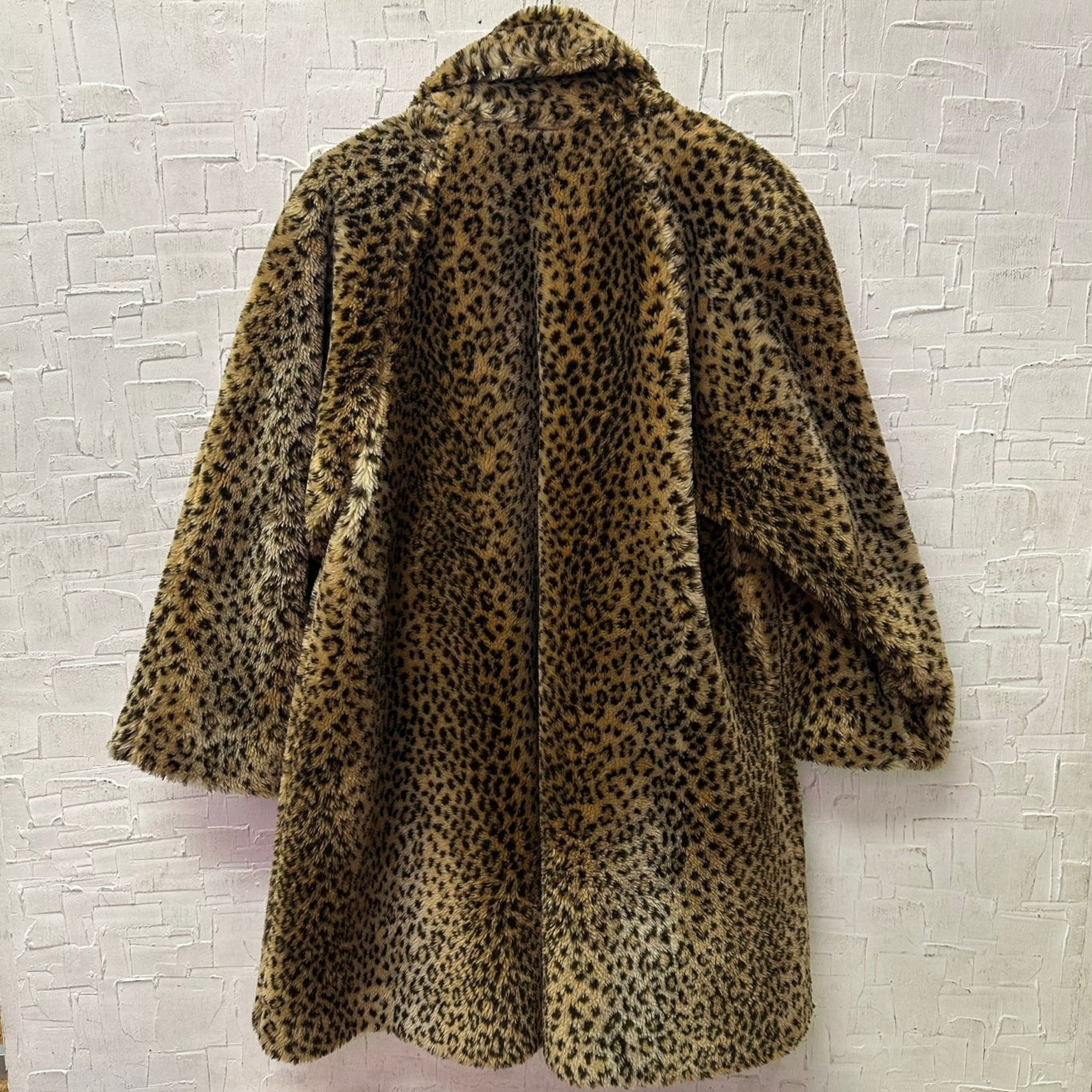 Vintage Collections Fuzzy Cheetah Print Jacket