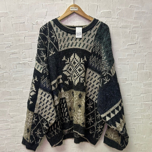 Vintage Northern Spirit Wear Oversized Snowflake Sweater