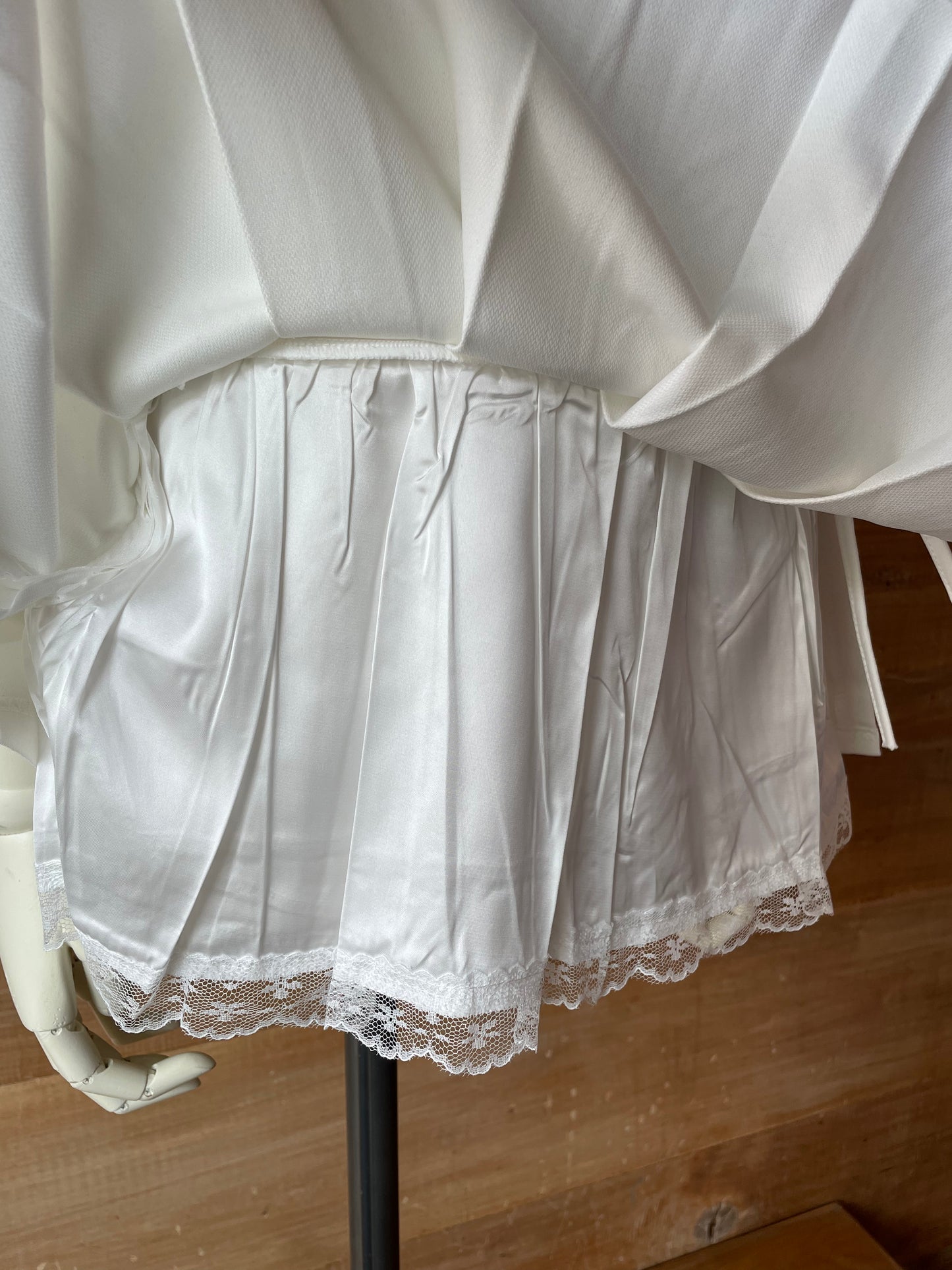 Pleated Mini Skirt with Bow