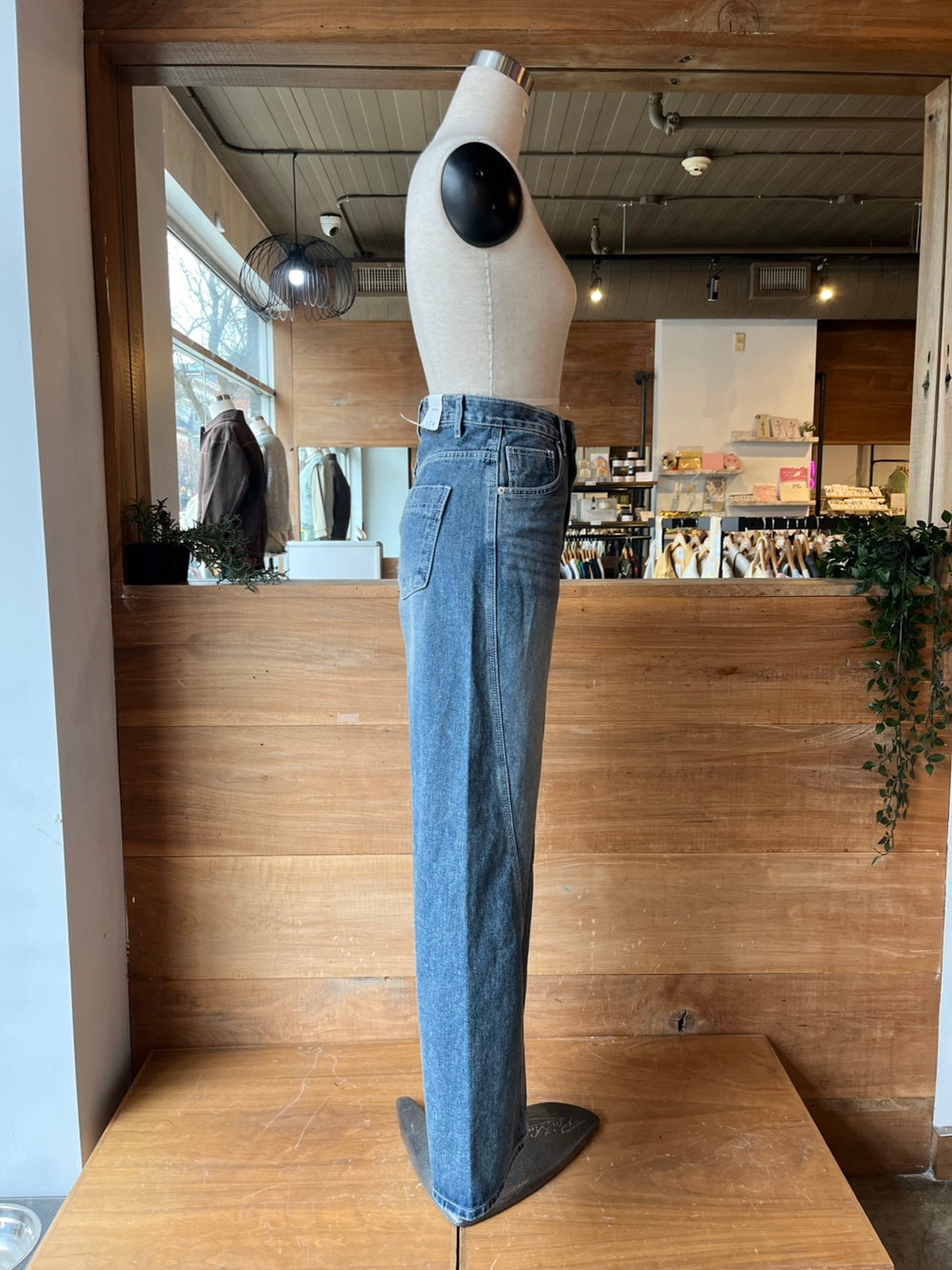 Women's Wide Leg Jeans