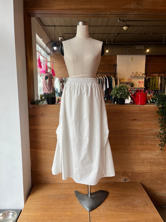Rounded Hip Synch Maxi Skirt