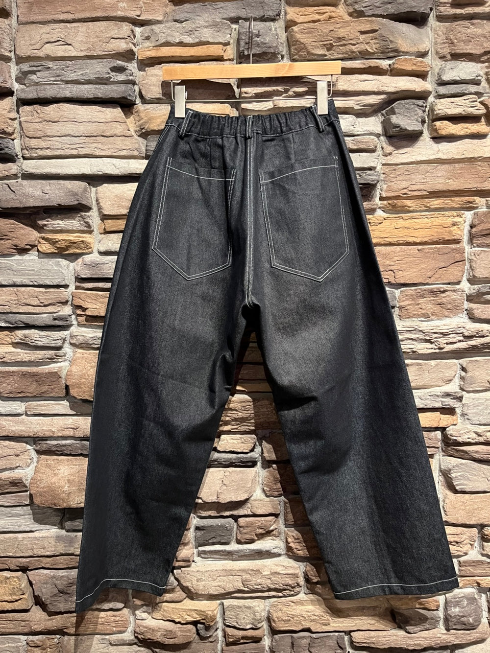 Men's Dark Wash Barrel Jeans