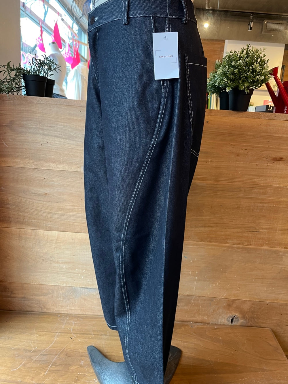 Men's Dark Wash Barrel Jeans