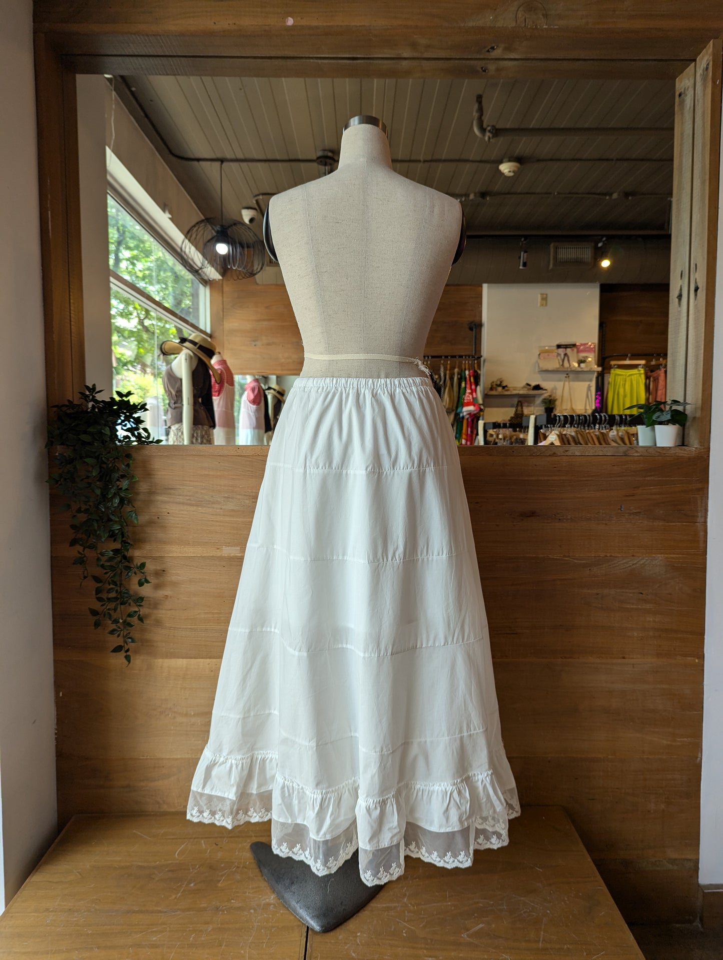 Lace Hem Drawstring Waist Skirt