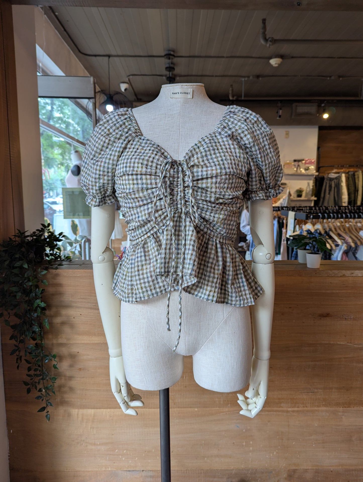 Rouched Puff Sleeve Plaid Top