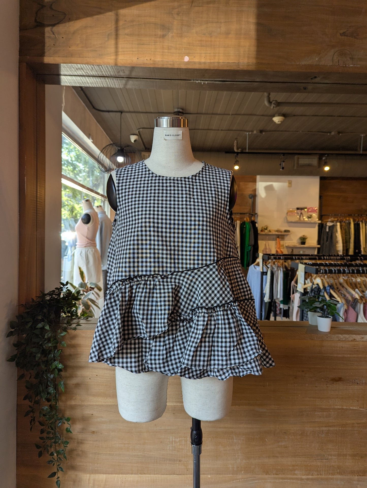 Asymmetric Detail Sleeveless Top