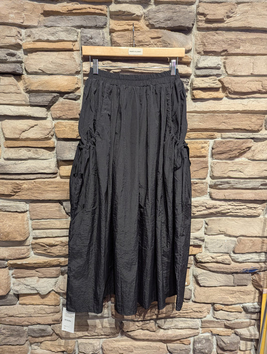 Scrunch Pocket Maxi Skirt