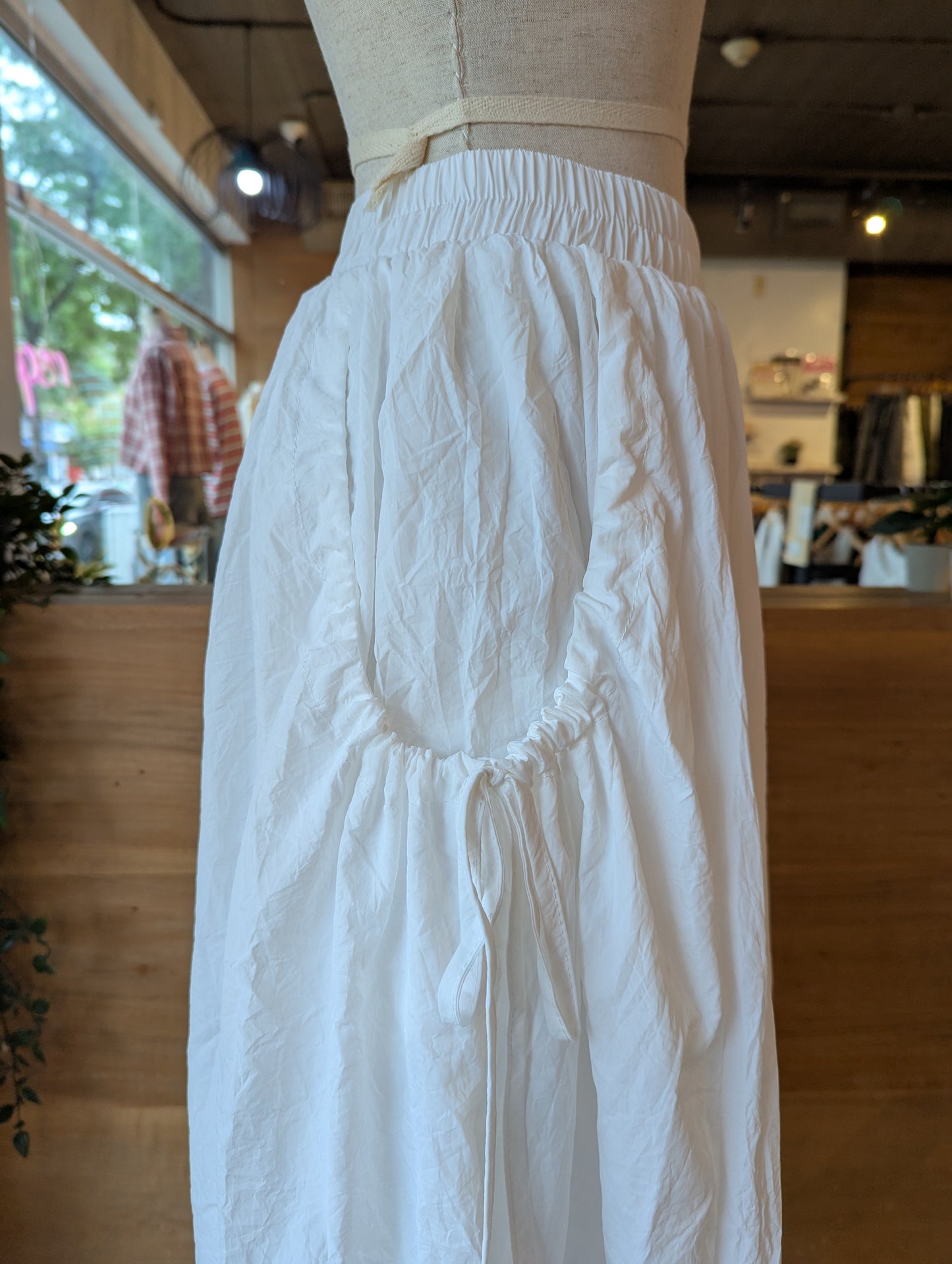 Scrunch Pocket Maxi Skirt