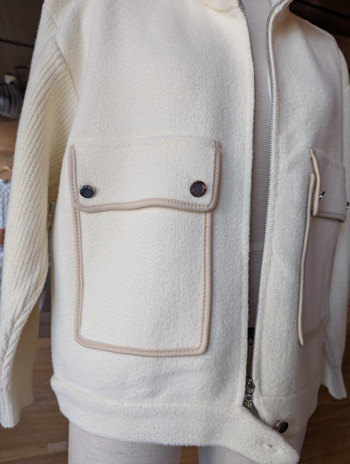 Women's Knit sleeve Jacket