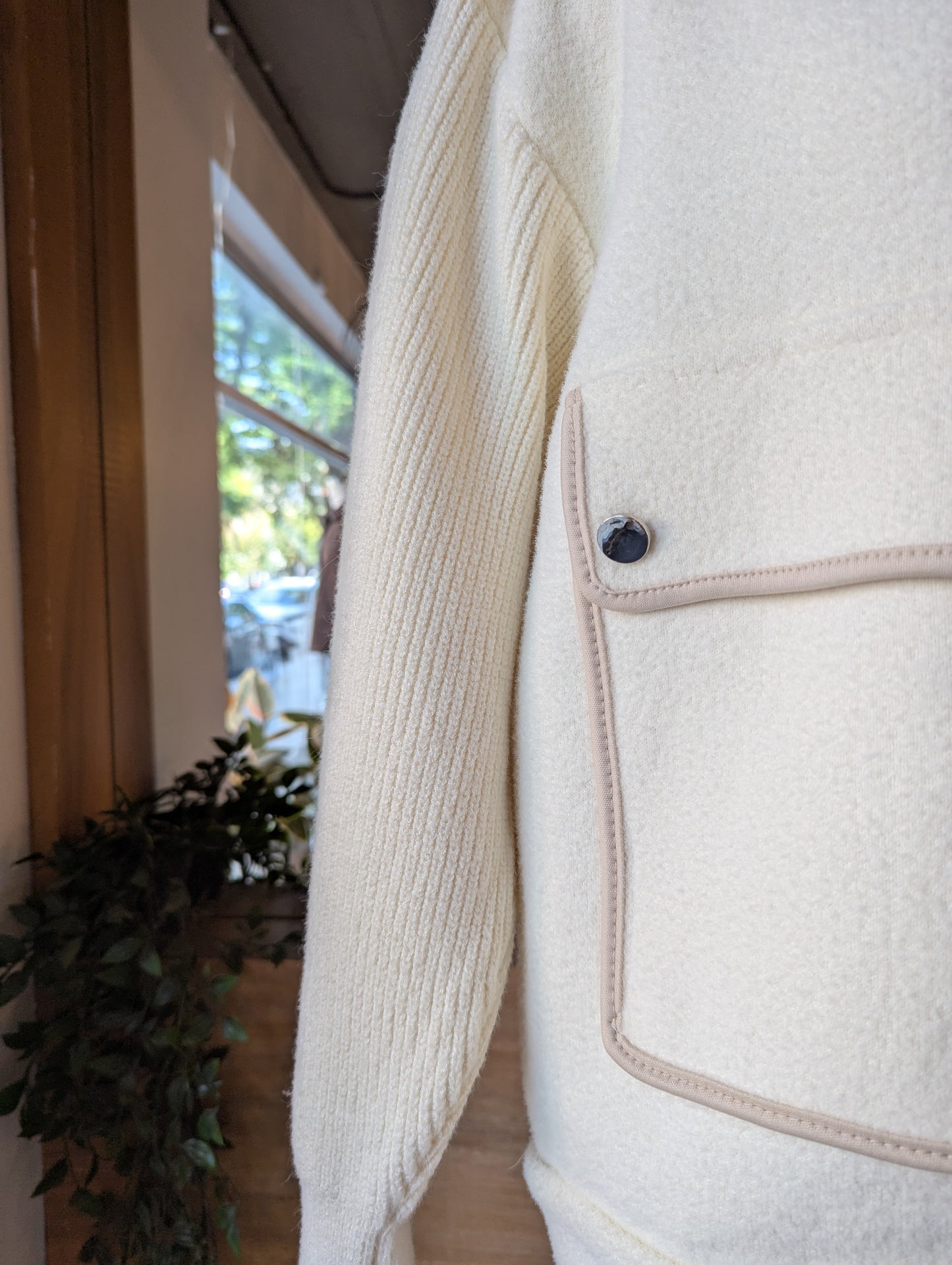 Women's Knit sleeve Jacket