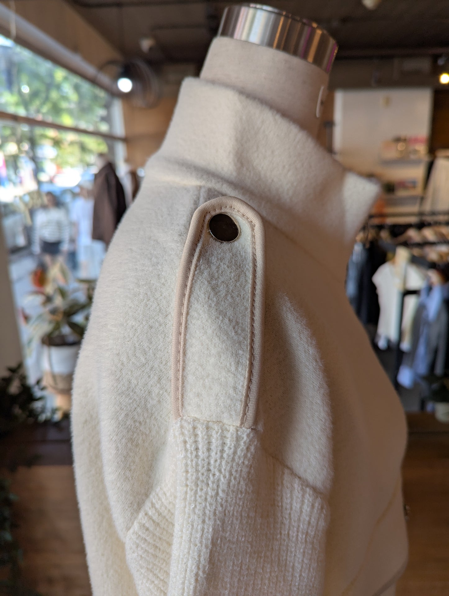 Women's Knit sleeve Jacket