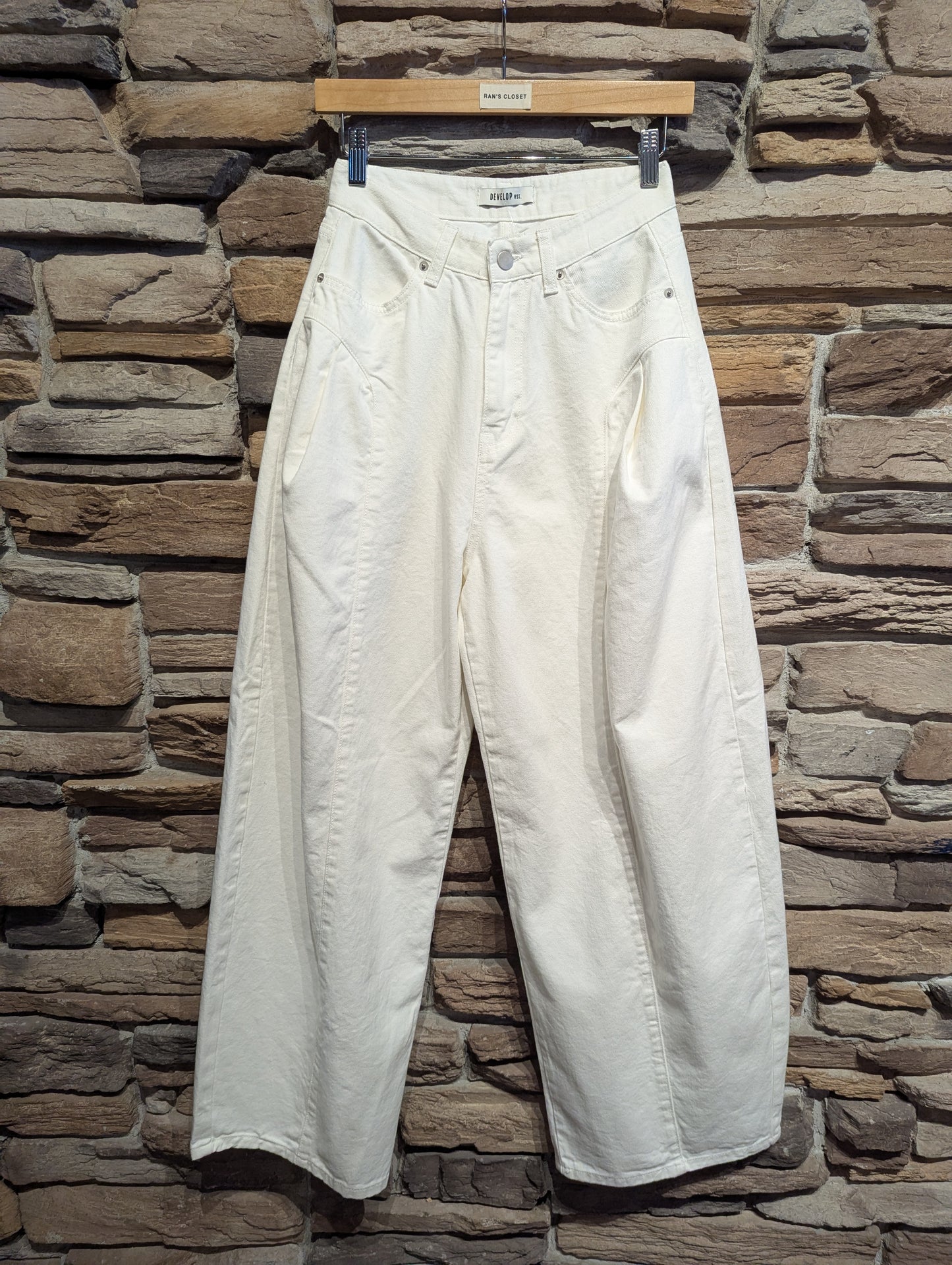 Barrel Fit Women's Pants