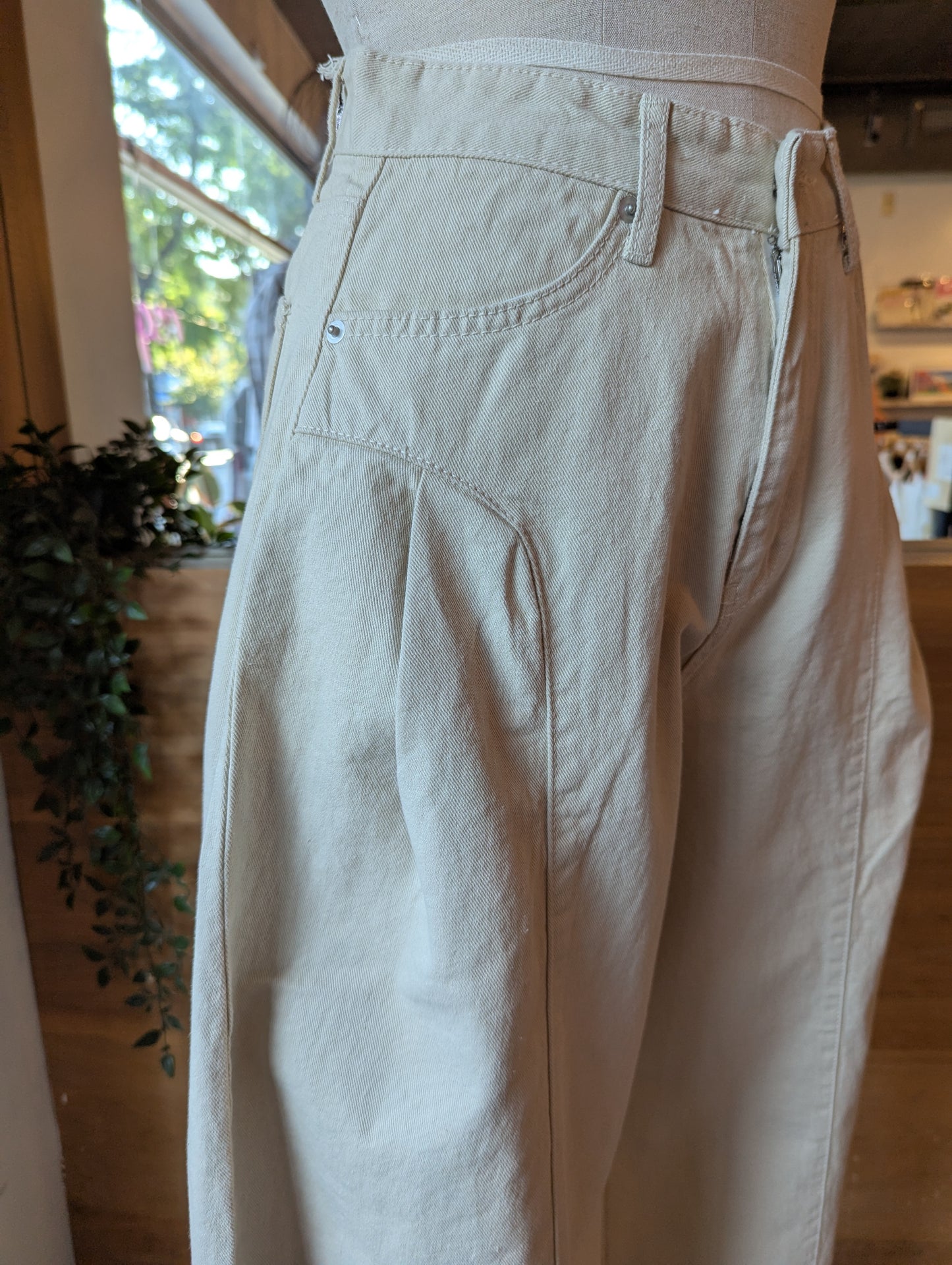 Barrel Fit Women's Pants