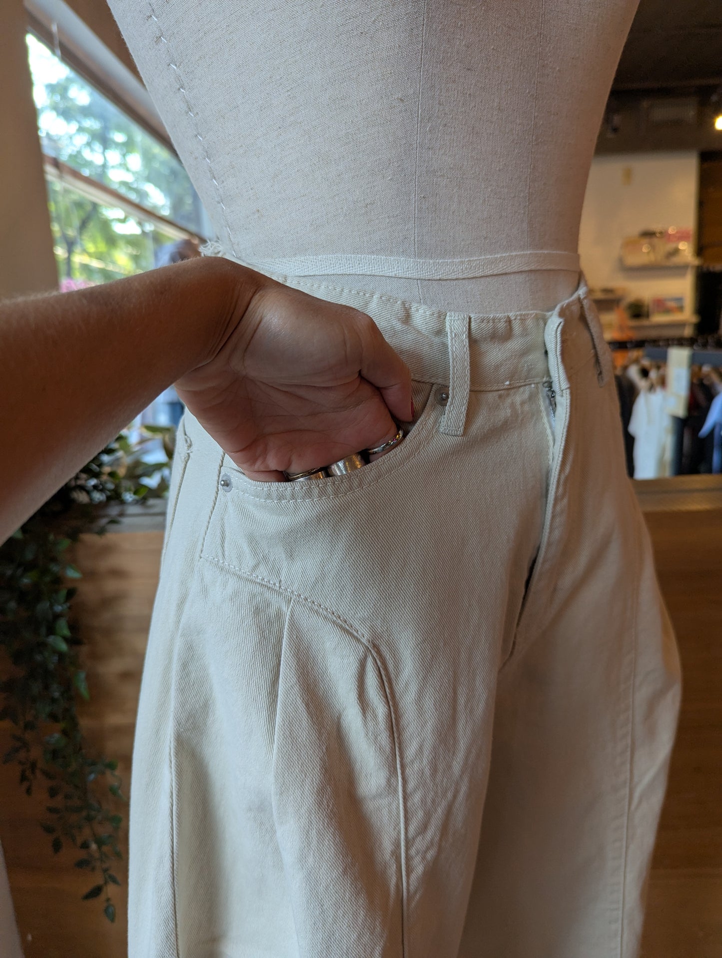 Barrel Fit Women's Pants