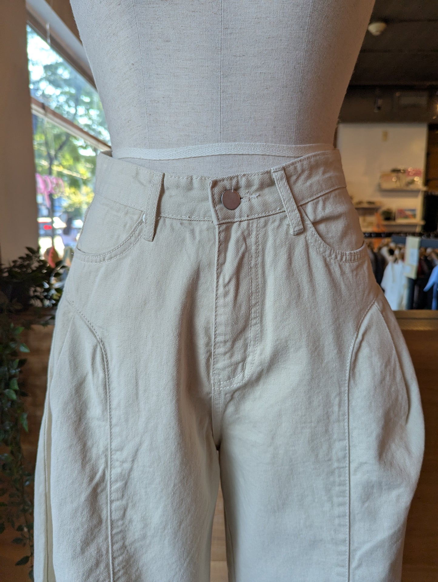 Barrel Fit Women's Pants