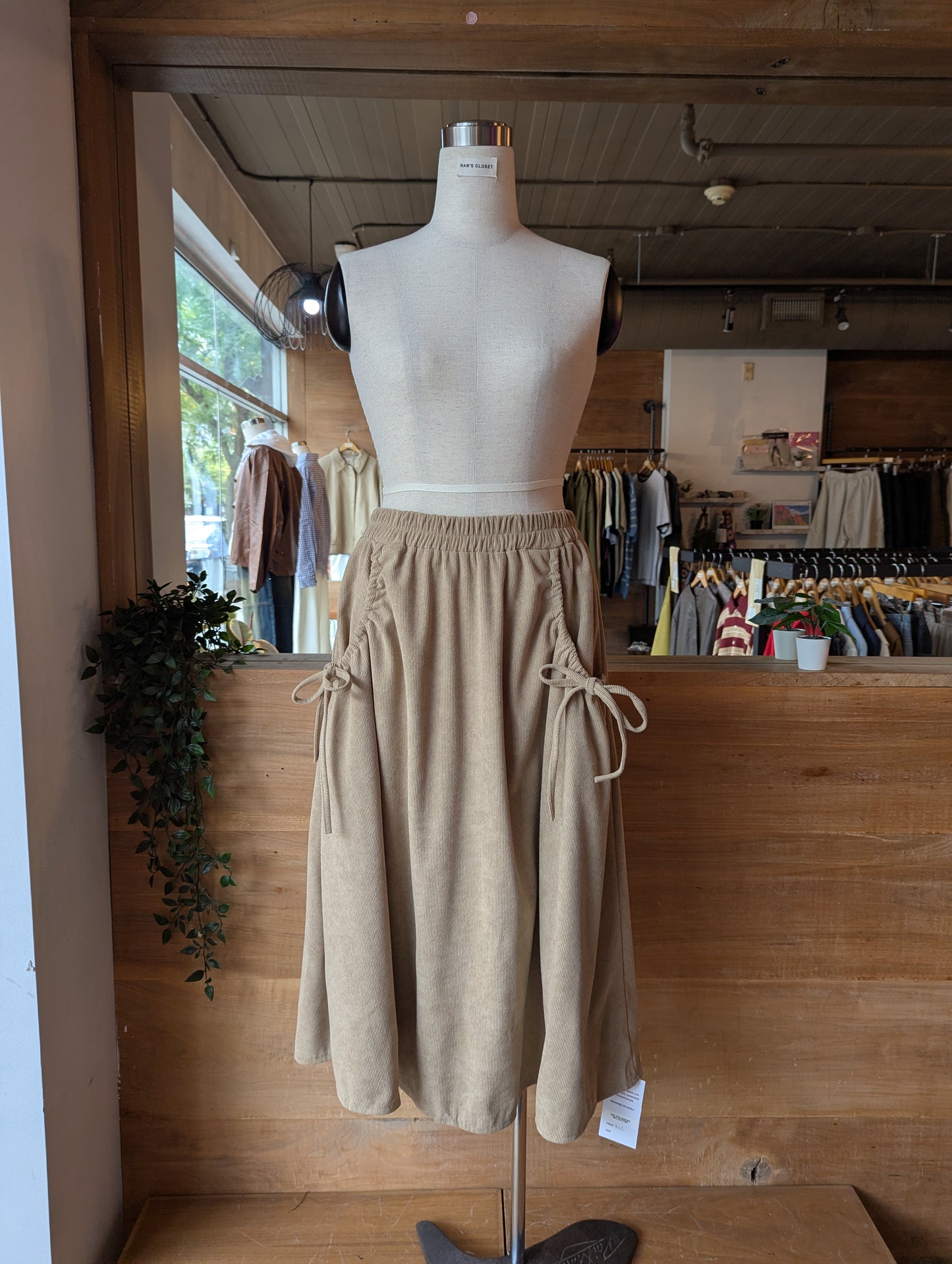 Scrunch Pocket Corduroy