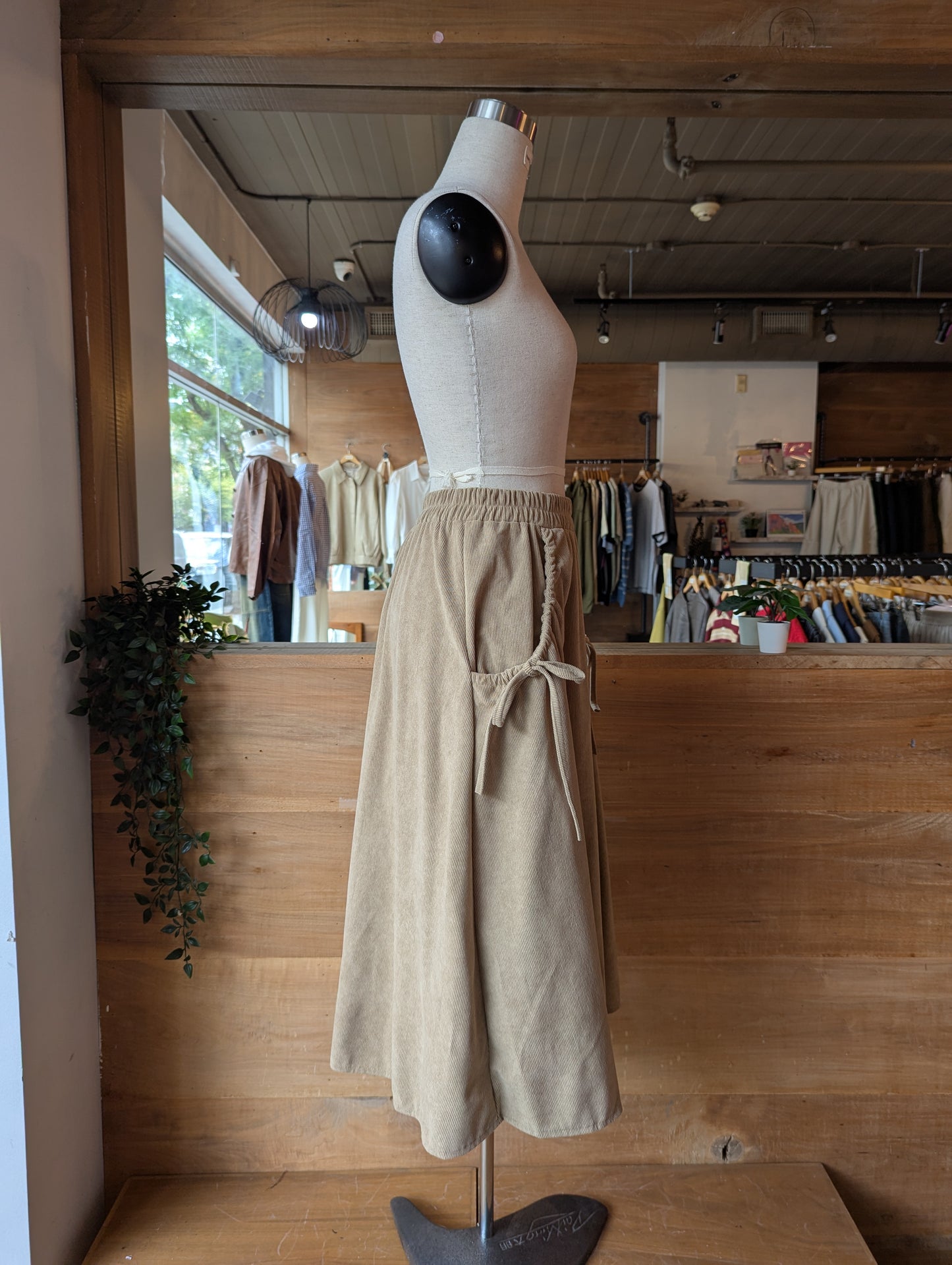 Scrunch Pocket Corduroy