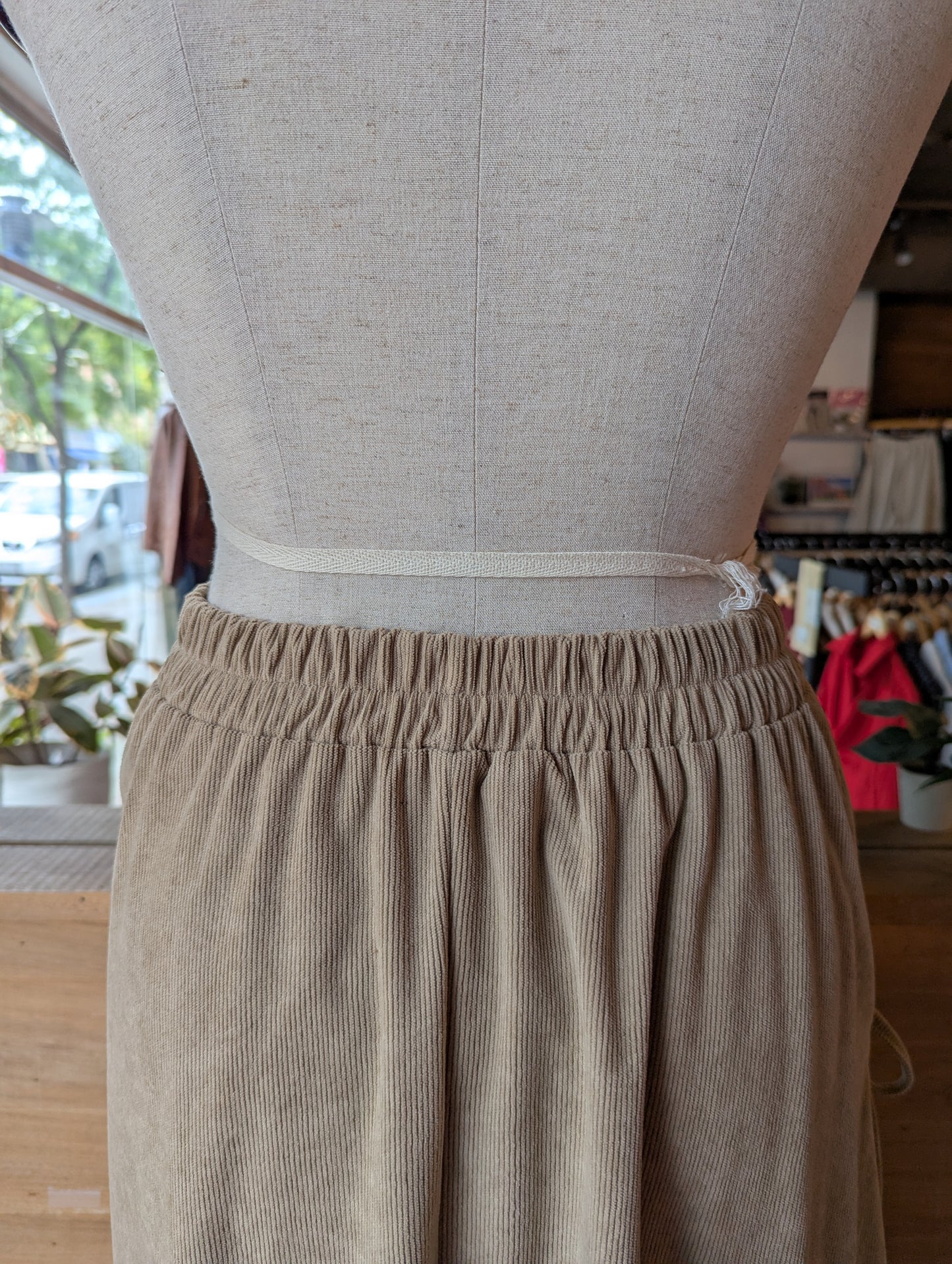 Scrunch Pocket Corduroy