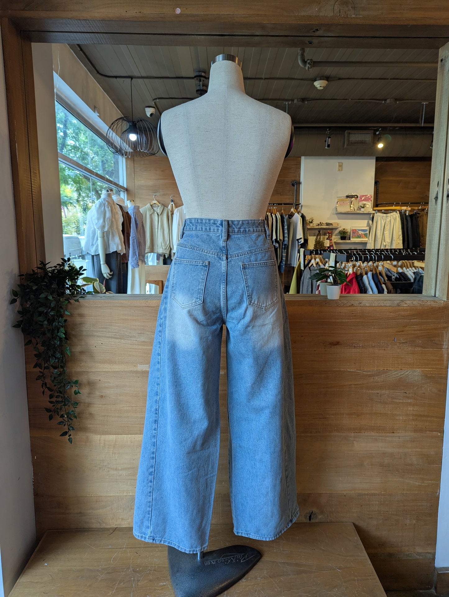 Panel Balloon Jeans