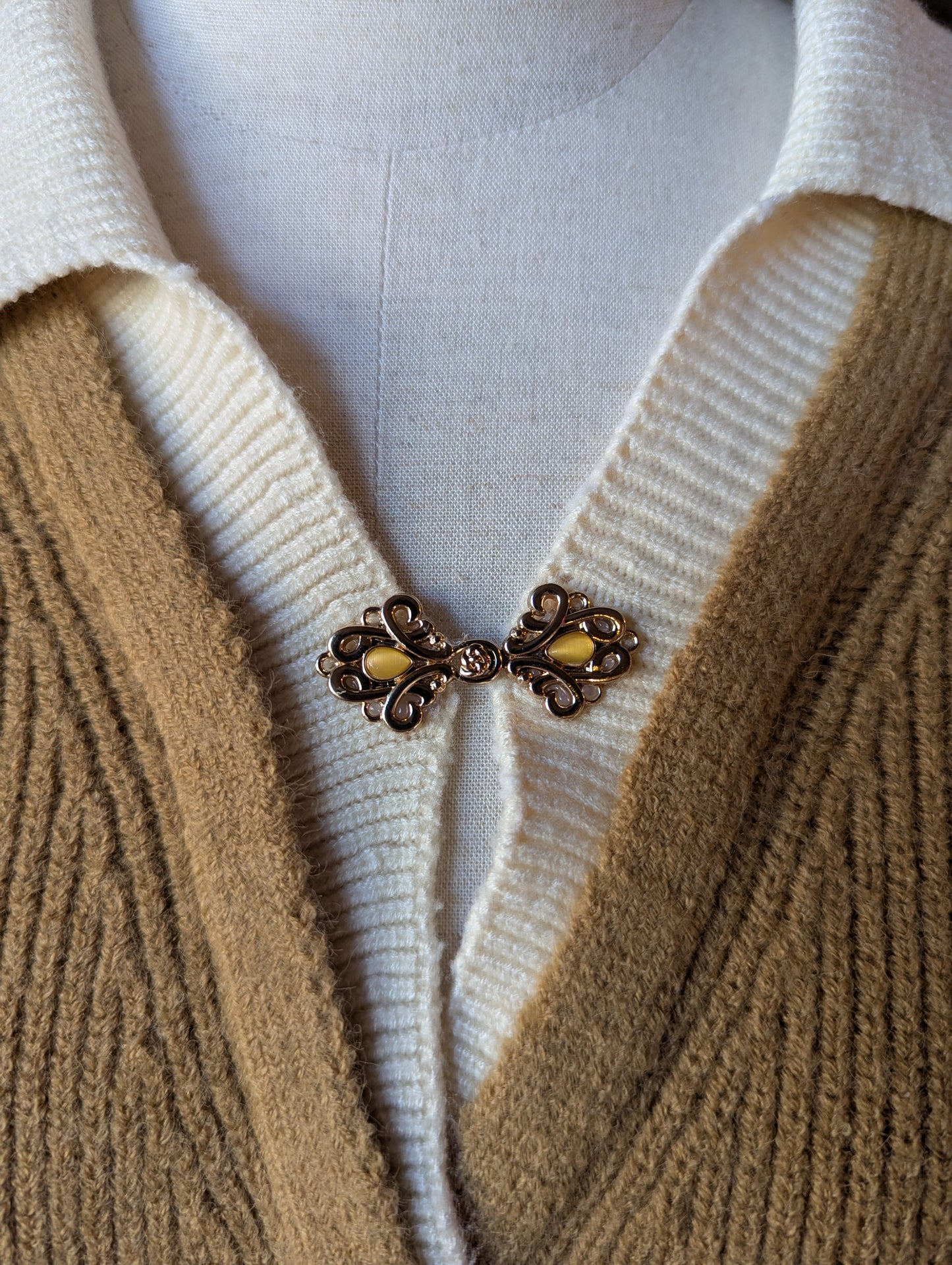 Detailed Fastening Wrap Sweater