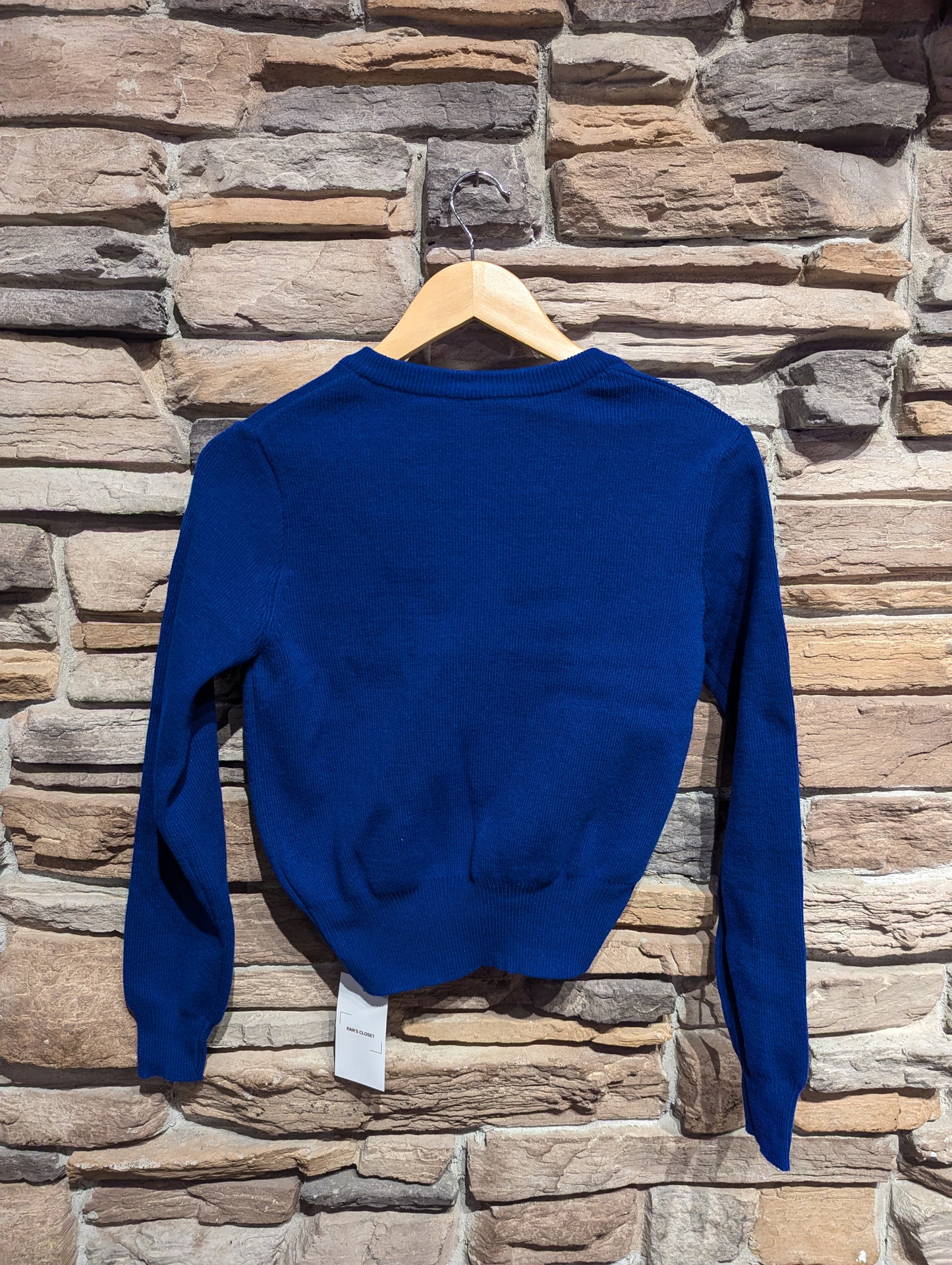 Scoop V-Neck Cardigan