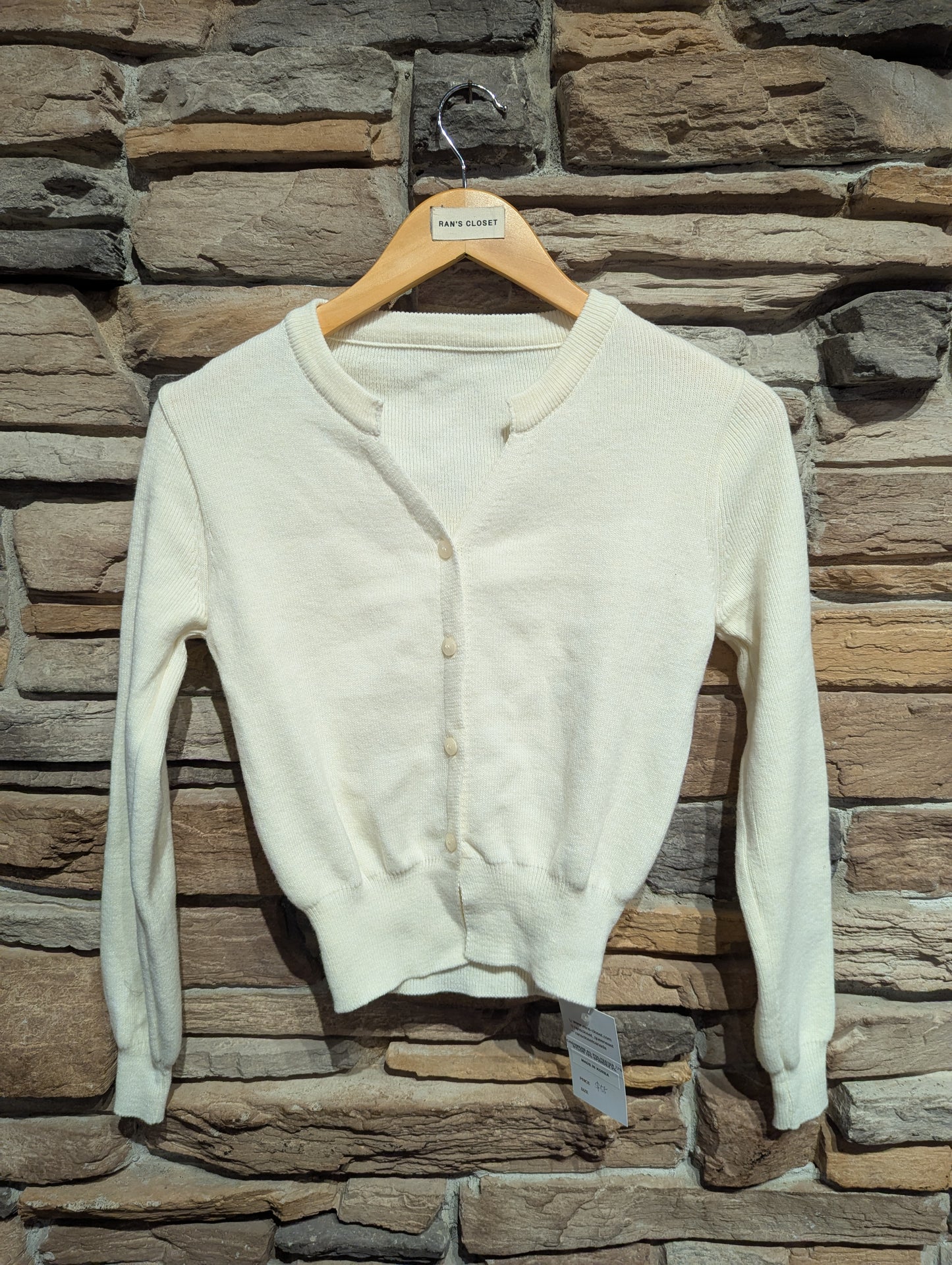 Scoop V-neck Cardigan