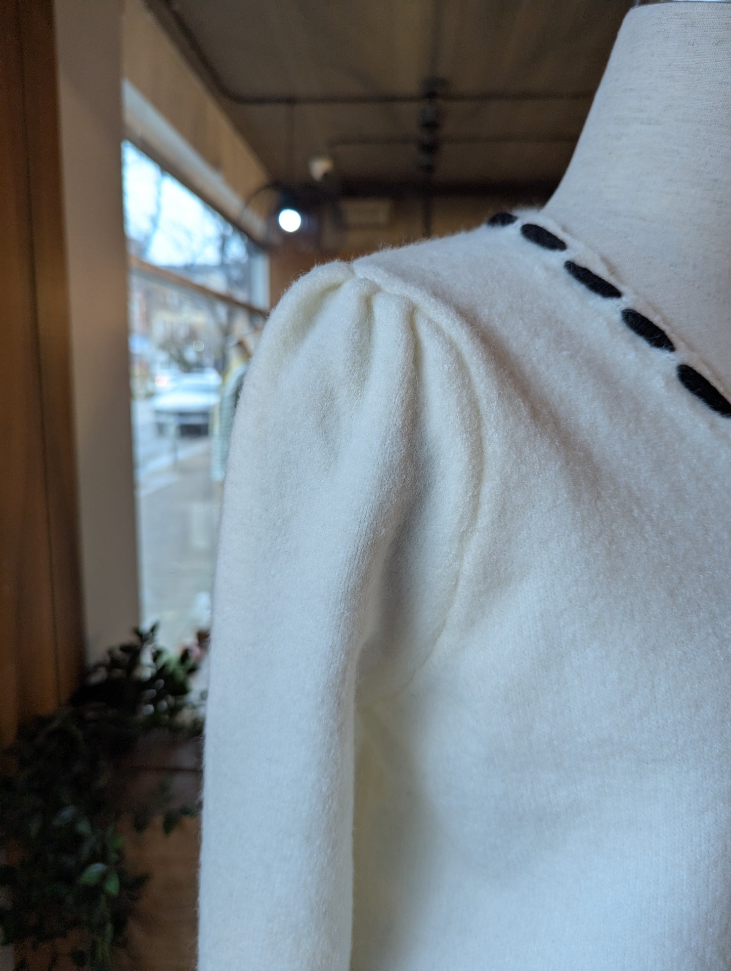 Contrast Trim Bow Cardigan